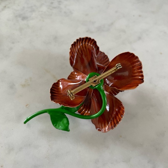 Vintage Enamel Flower Brooch Collection - Picture 9 of 10